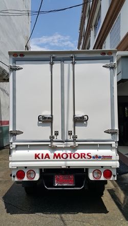 MKC KIA Body